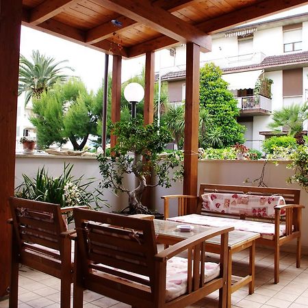 Hotel La Playa Сан-Бенедетто-дель-Тронто Экстерьер фото