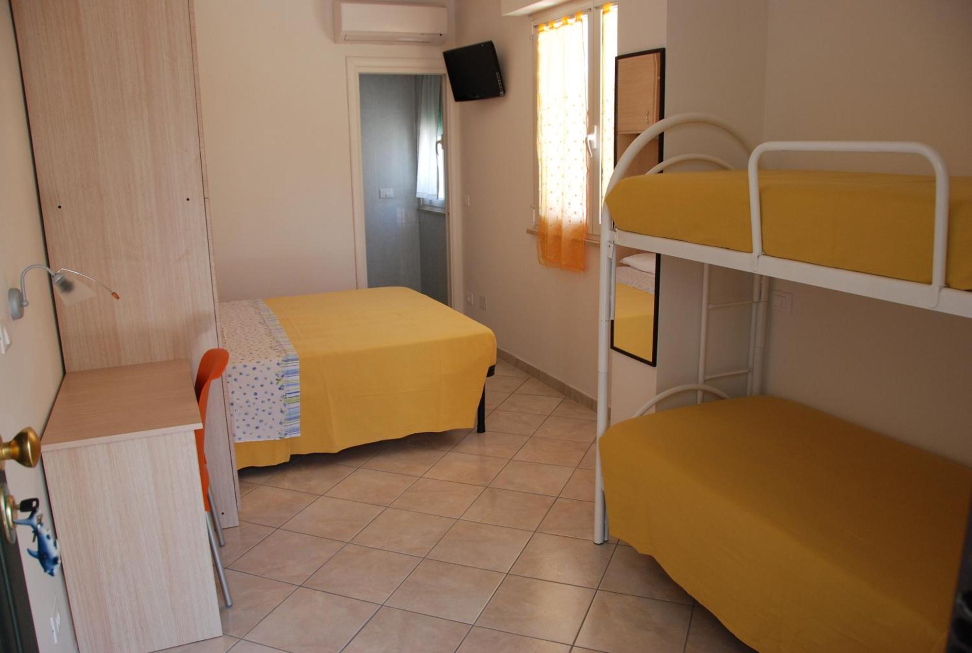 Hotel La Playa Сан-Бенедетто-дель-Тронто Экстерьер фото
