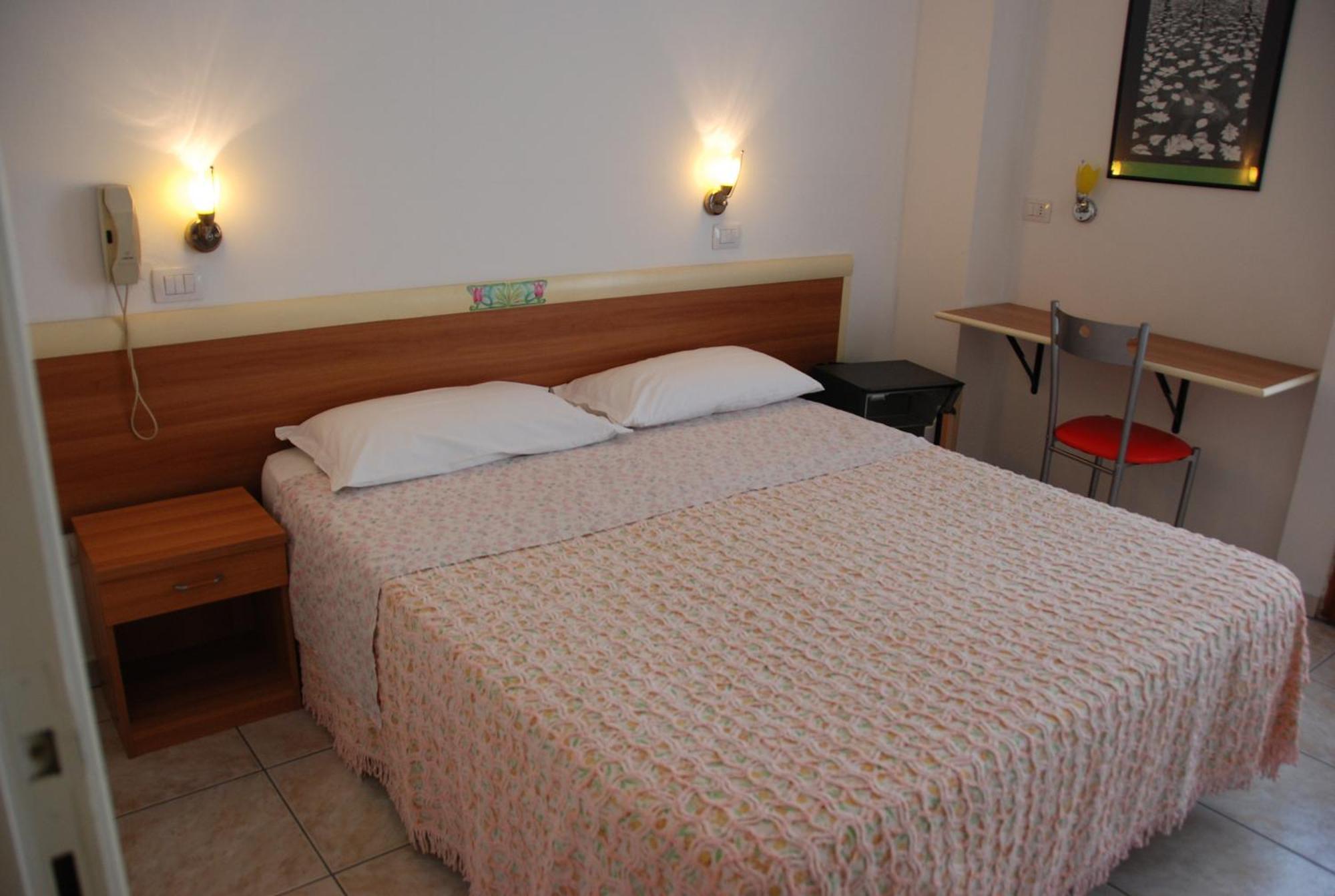 Hotel La Playa Сан-Бенедетто-дель-Тронто Экстерьер фото