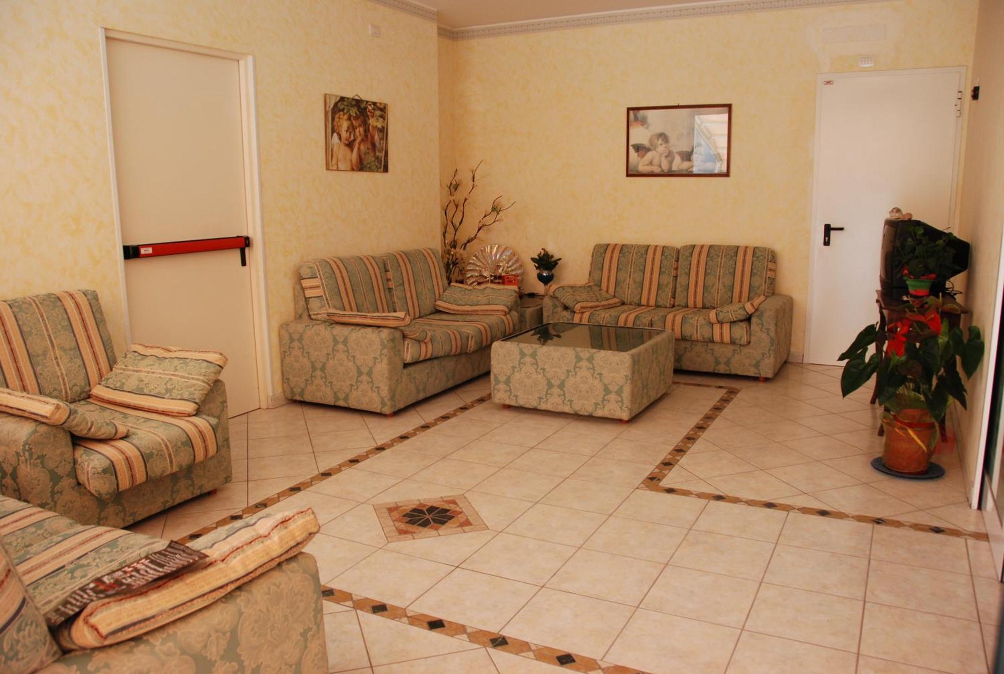 Hotel La Playa Сан-Бенедетто-дель-Тронто Экстерьер фото