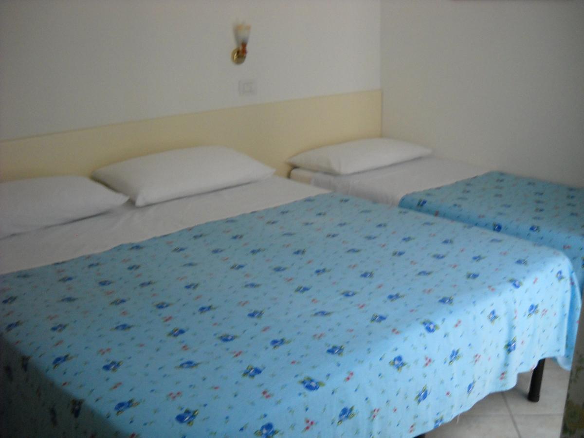 Hotel La Playa Сан-Бенедетто-дель-Тронто Экстерьер фото